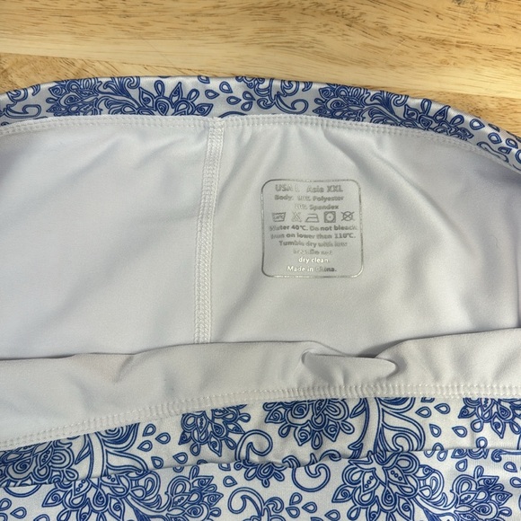Blue Floral Active Performance Stretchy Skort Skirt LG. NWOT - Picture 4 of 10